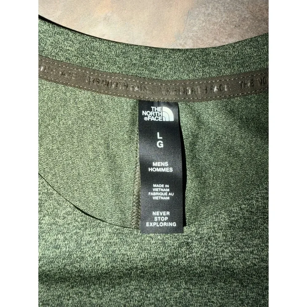 The North Face Men's Short Sleeve Heathered Flashdry Performance Tee Size Large